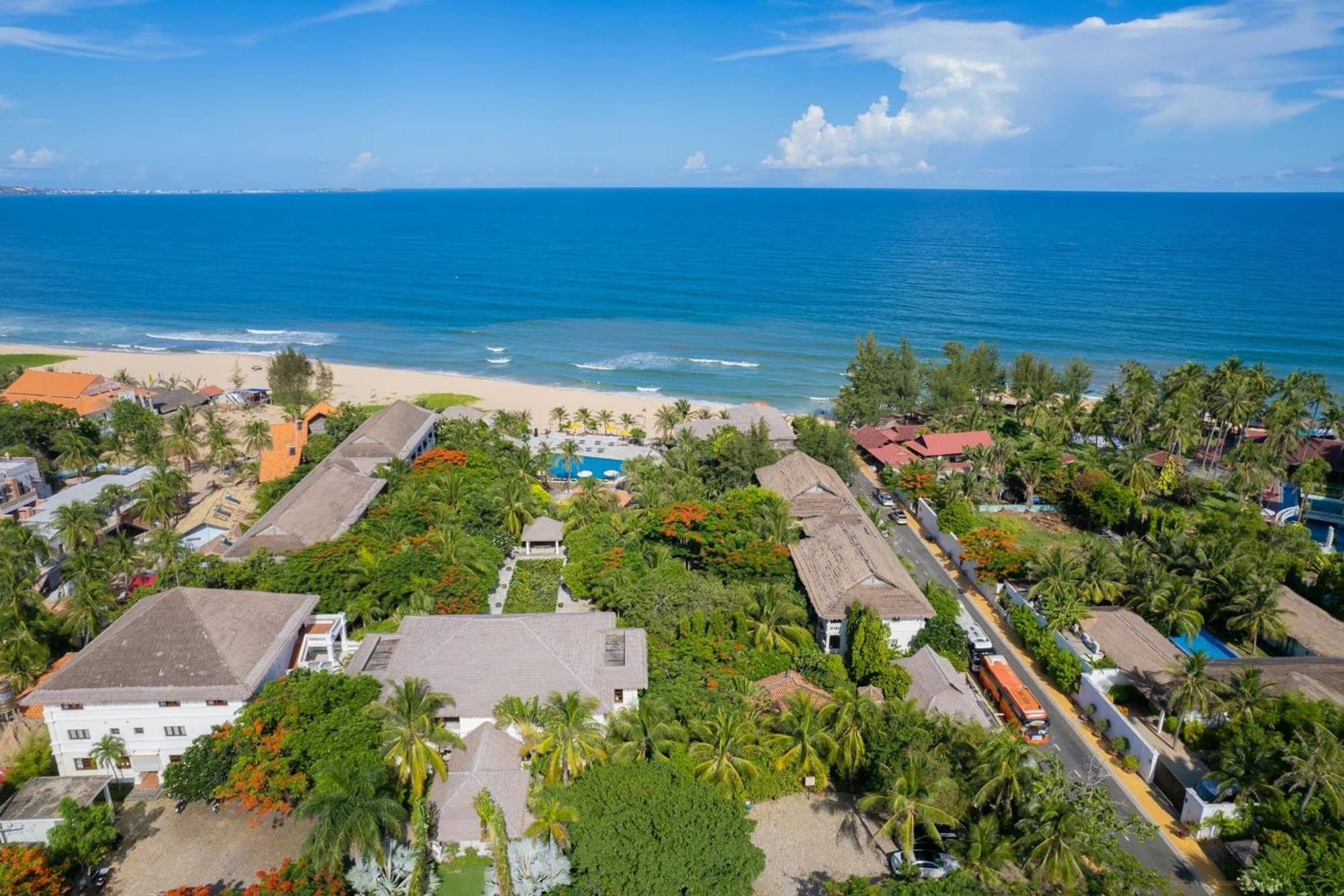 Allezboo Beach Resort & Spa Mui Ne Exterior photo